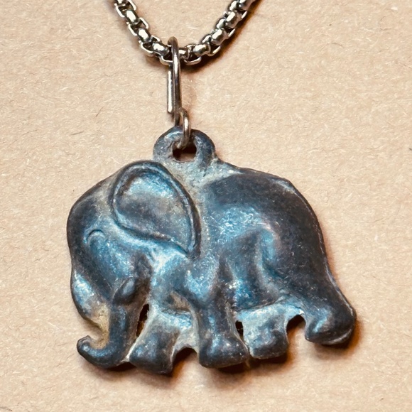 Pewter Elephant Pendant on Silver Tone Chain w/Gold Tone Elephant Lapel Pin Free - Picture 10 of 12